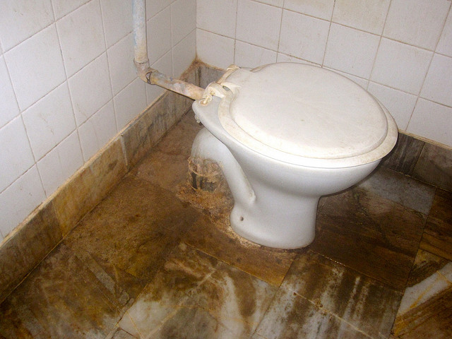 551746